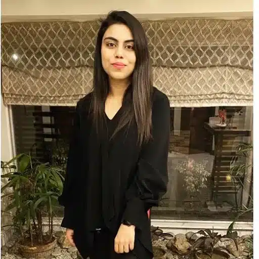 Aima Irfan, Editor in Chief at Inside Tech World. Digital marketing trends: Metaverse & AR/VR technology.